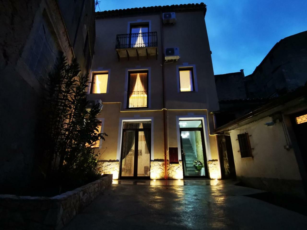 Suite Inn Centro Dimora Storica Enna Kültér fotó